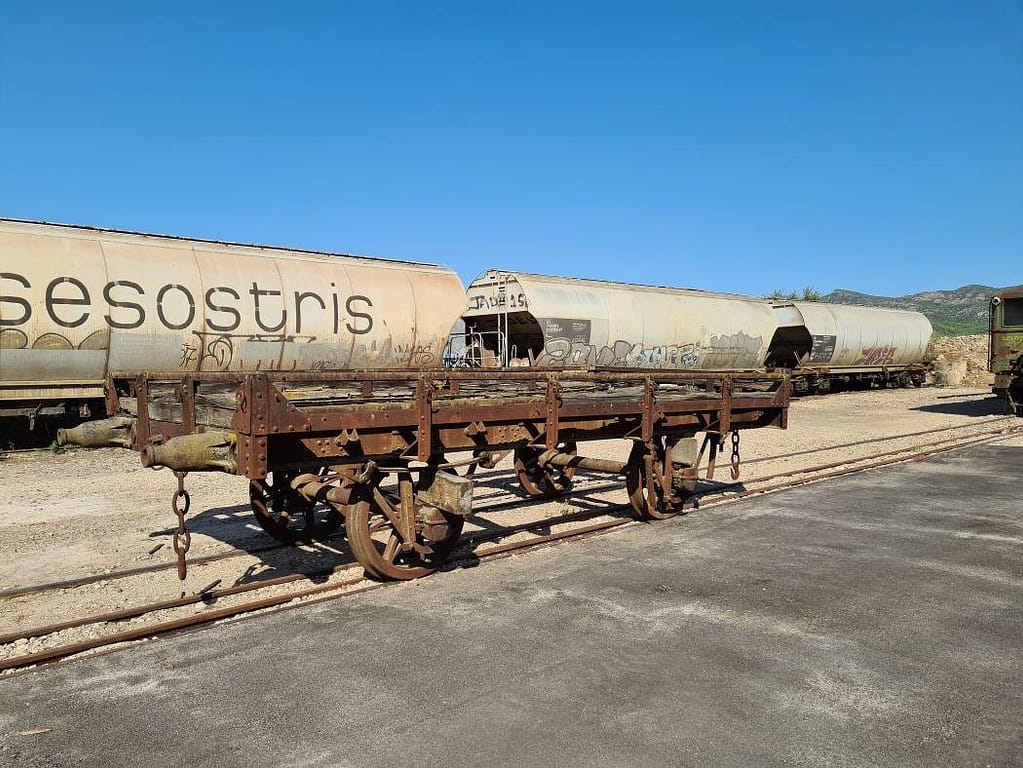 Aspects of the carriage prior to the start of restoration work 8/2021.
